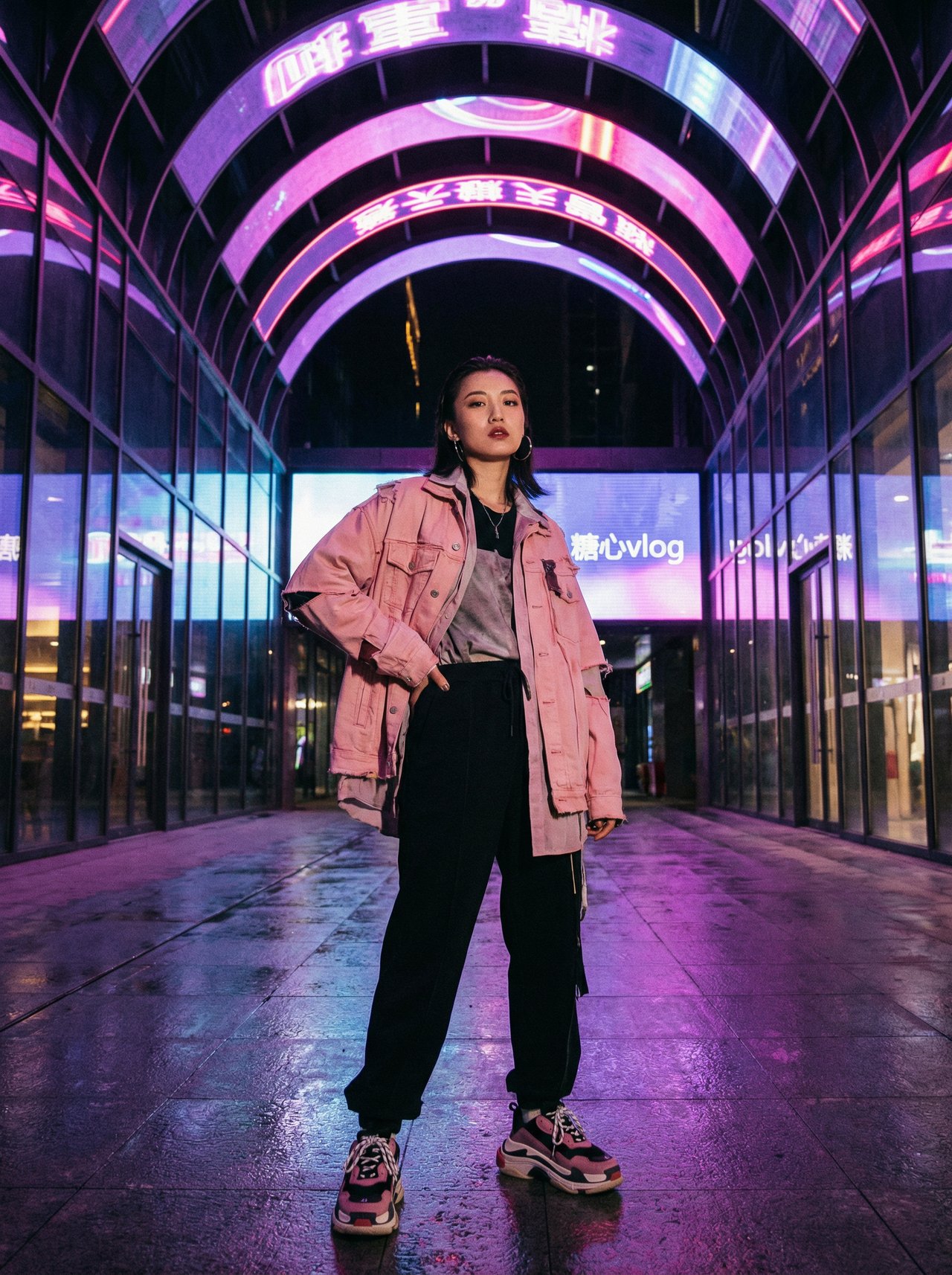 四虎视频街拍视频